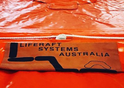 شركة تمكـين للفحص والمعاينة والخدمات البحرية. شركة معتمدة من هيئة العلم السعودي لفحص و معاينة الوحدات البحرية التي لا يخضع للمعاهدات الدولية وعمل التقارير المعتمدة لها.